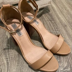 Nude Steven Madden Heels size 9